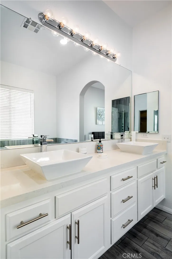 13581 Mountain Top Desert Hot Springs, CA 92240