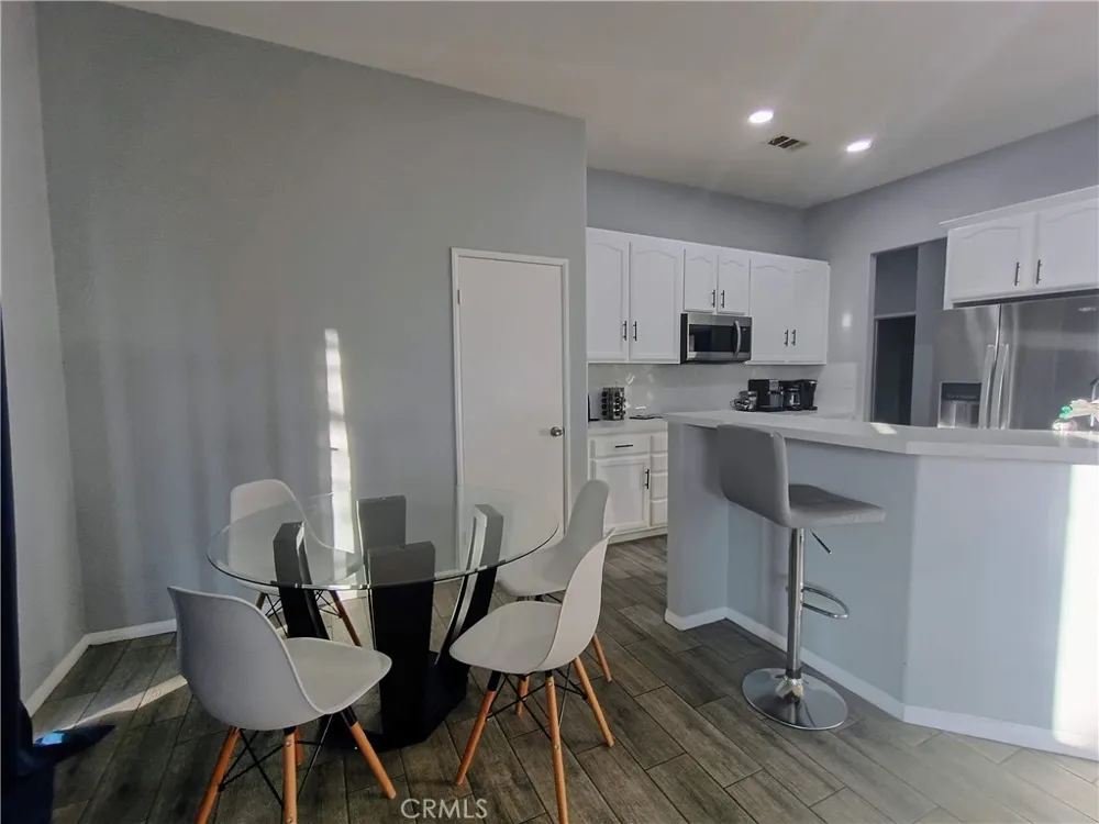 13581 Mountain Top Desert Hot Springs, CA 92240