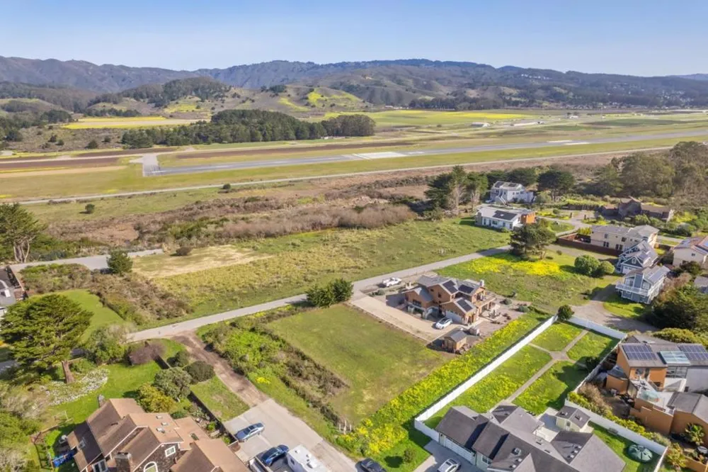 San Ramon Avenue Moss Beach, CA 94038