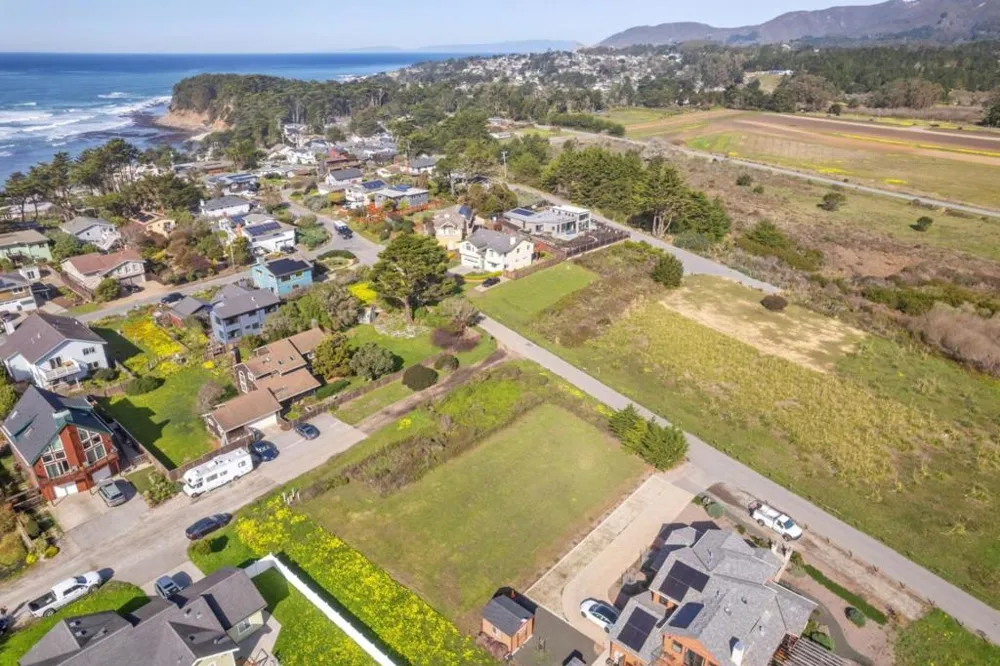San Ramon Avenue Moss Beach, CA 94038