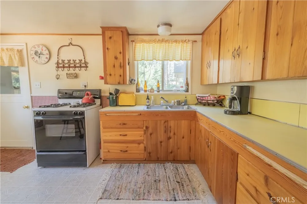 52745 Sylvan Way Idyllwild, CA 92549