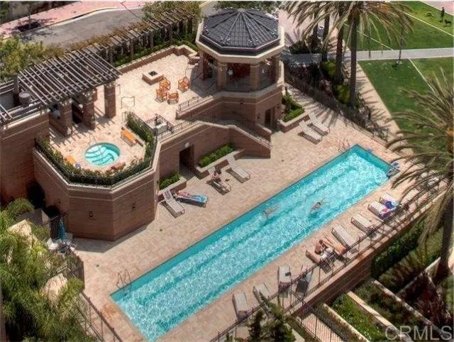 500 W Harbor Drive #318