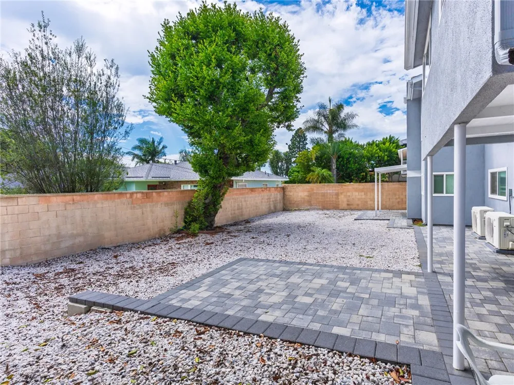 1514 E Maple Avenue El Segundo, CA 90245