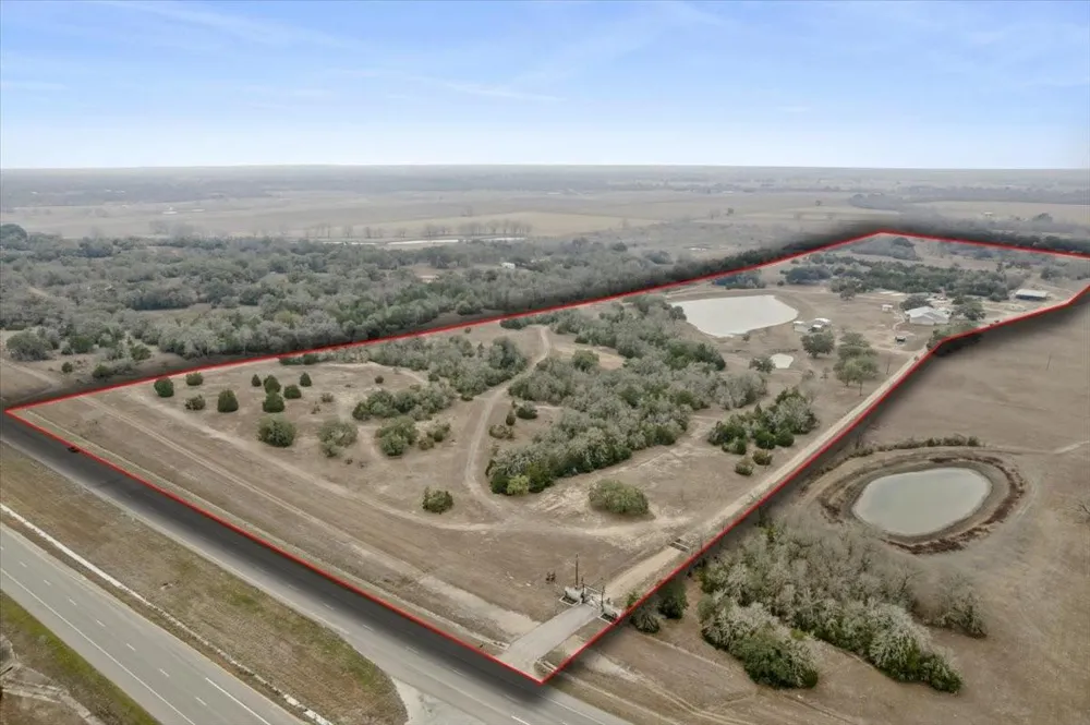 6116 E State Highway 71 La Grange, TX 78945
