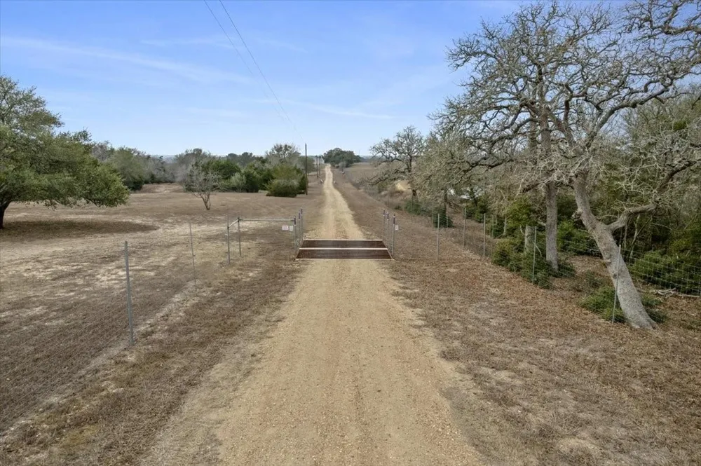 6116 E State Highway 71 La Grange, TX 78945