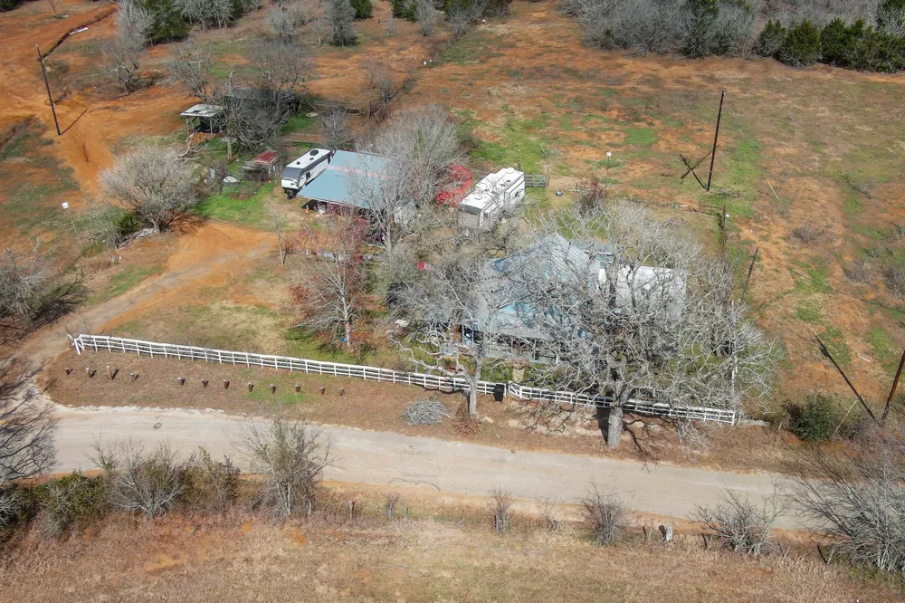 1648 Jeddo Road Rosanky, TX 78953