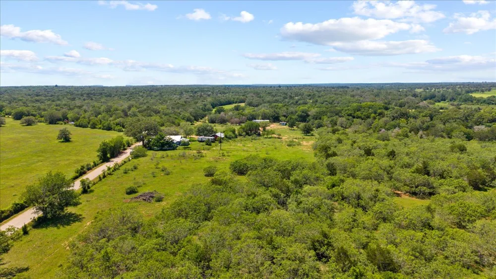 1648 Jeddo Road Rosanky, TX 78953