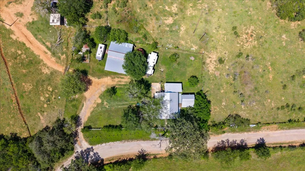 1648 Jeddo Road Rosanky, TX 78953