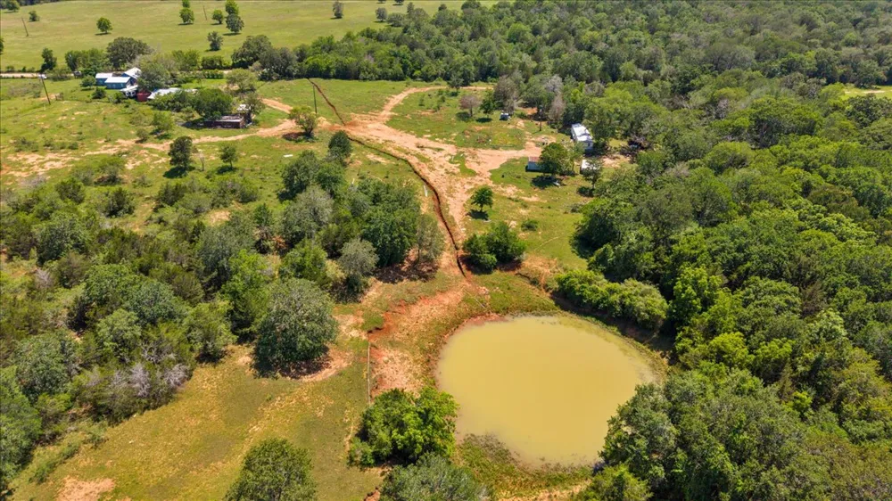 1648 Jeddo Road Rosanky, TX 78953