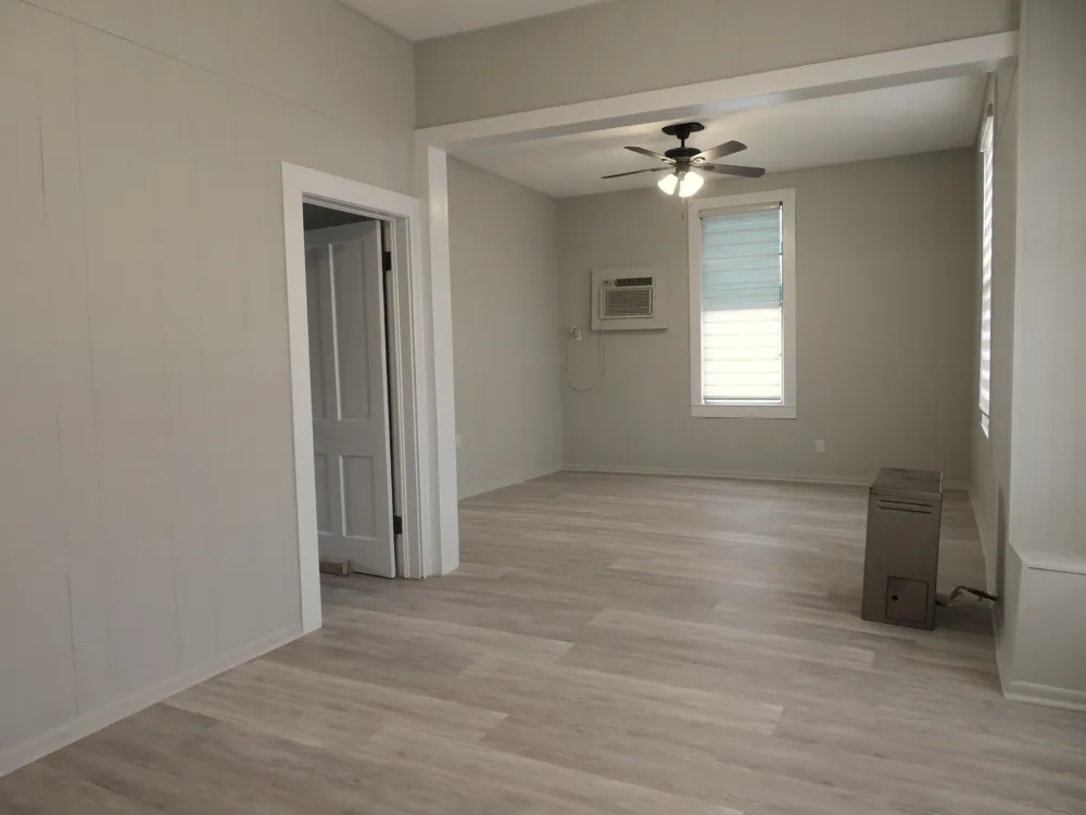 911 W Liveoak Street Coleman, TX 76834