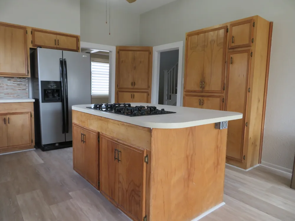911 W Liveoak Street Coleman, TX 76834