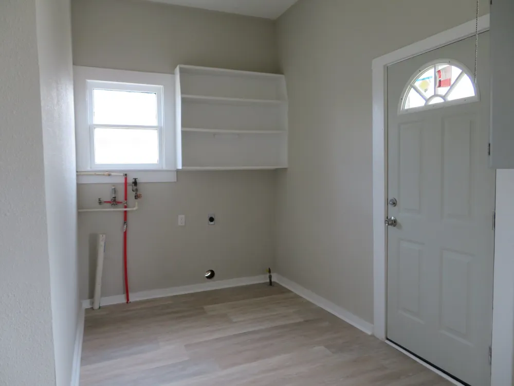 911 W Liveoak Street Coleman, TX 76834