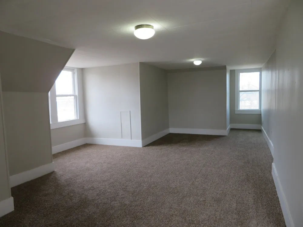 911 W Liveoak Street Coleman, TX 76834