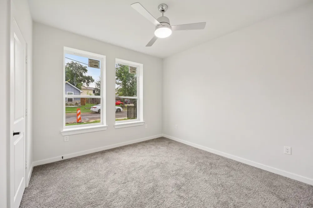 2716 E 12th Street Fort Worth, TX 76111