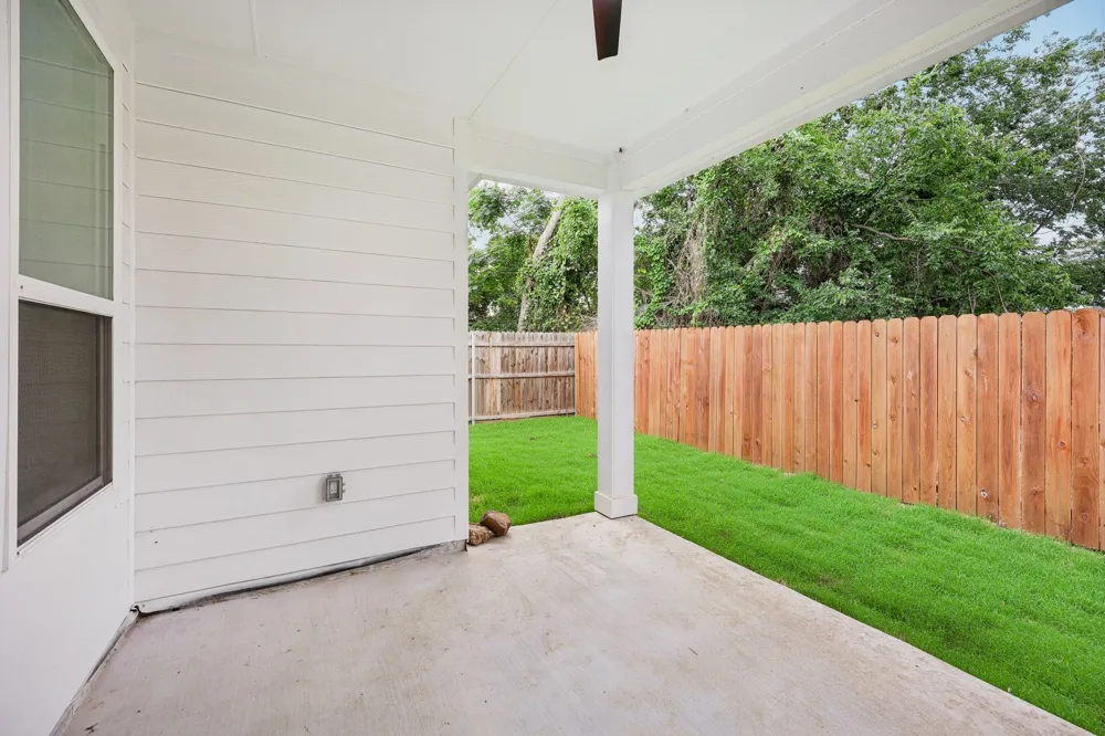 2716 E 12th Street Fort Worth, TX 76111