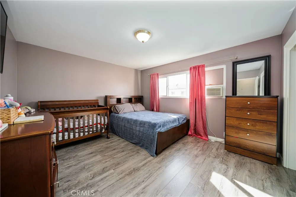 6021 Gage #4 Bell Gardens, CA 90201