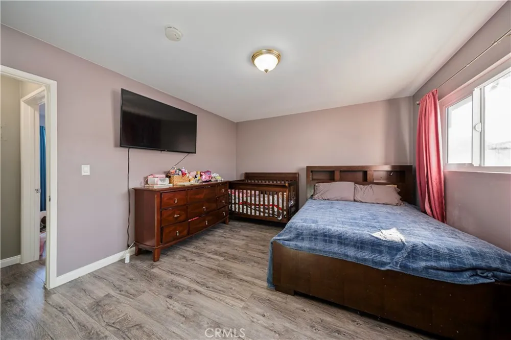 6021 Gage #4 Bell Gardens, CA 90201