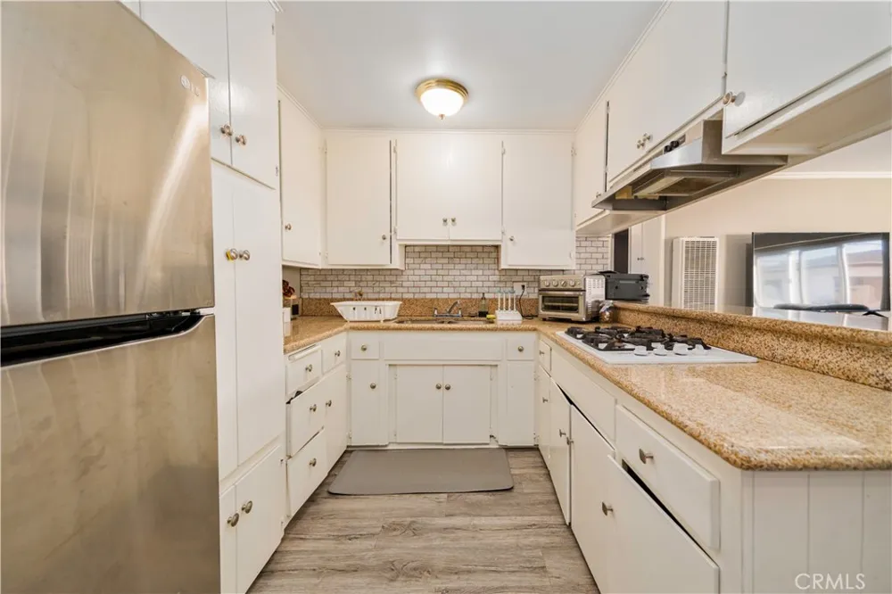 6021 Gage #4 Bell Gardens, CA 90201