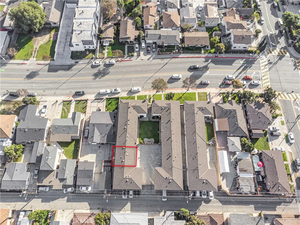 6021 Gage #4 Bell Gardens, CA 90201