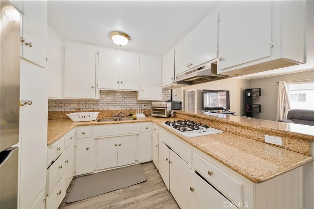 6021 Gage #4 Bell Gardens, CA 90201