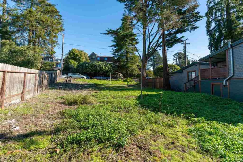 911 Clark Pl El Cerrito, CA 94530