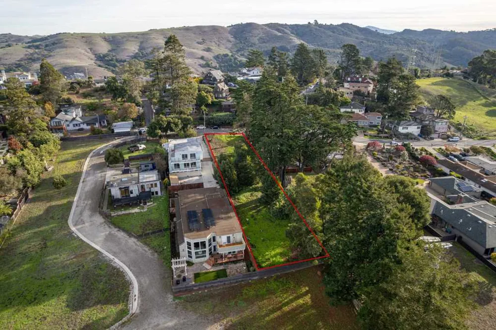 911 Clark Pl El Cerrito, CA 94530