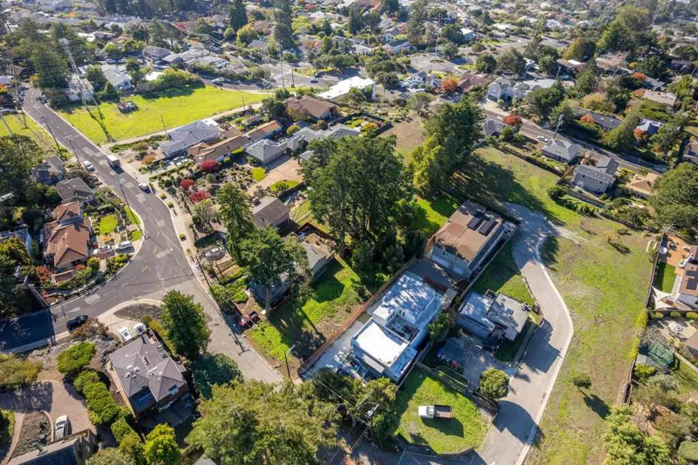 911 Clark Pl El Cerrito, CA 94530
