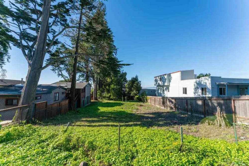 911 Clark Pl El Cerrito, CA 94530