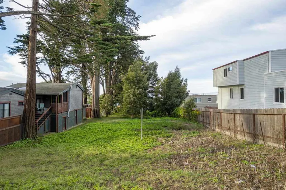 911 Clark Pl El Cerrito, CA 94530