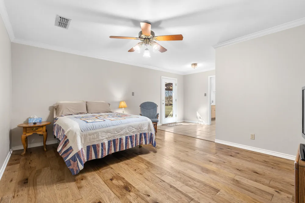 1336 S Fm 1174 S Bertram, TX 78605