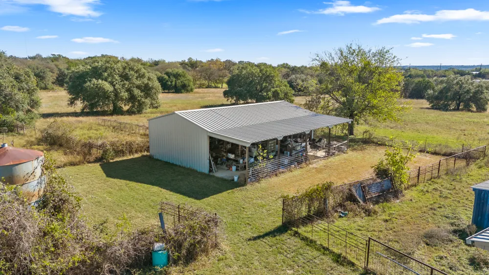 1336 S Fm 1174 S Bertram, TX 78605