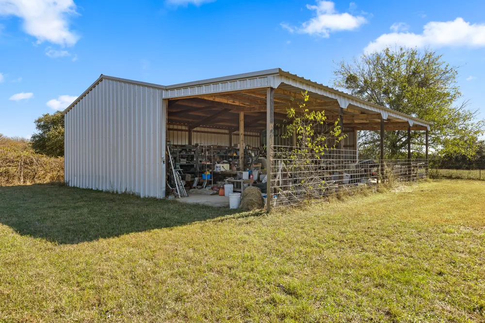 1336 S Fm 1174 S Bertram, TX 78605
