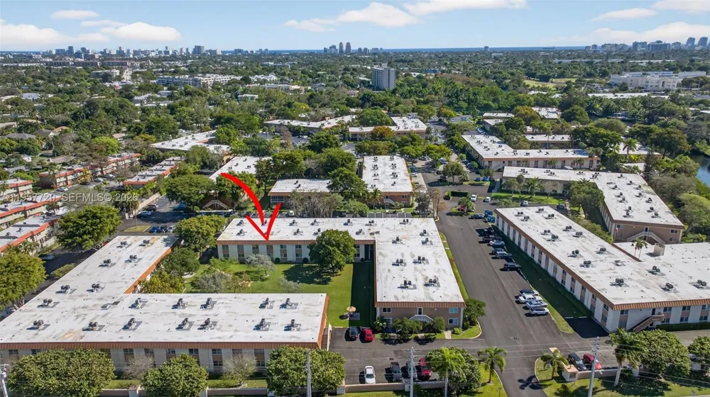 9 NE 19th Ct #104C Wilton Manors, FL 33305