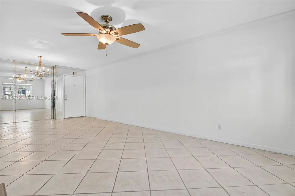 9 NE 19th Ct #104C Wilton Manors, FL 33305