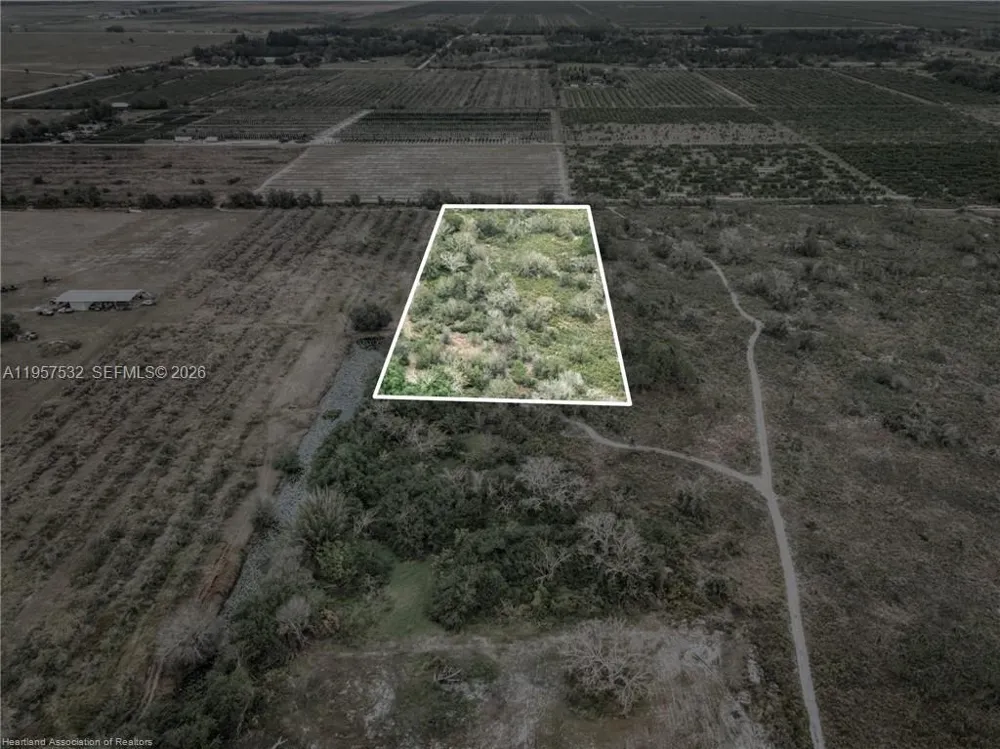 701 Jolly Lane Lorida, FL 33857