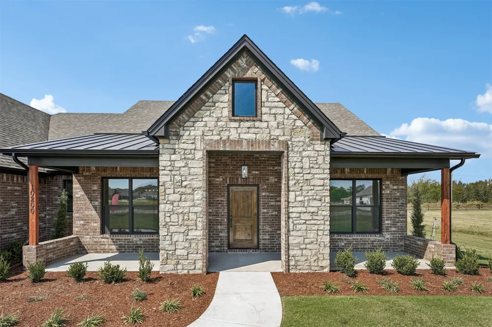 10200 162nd Avenue Owasso, OK 74055