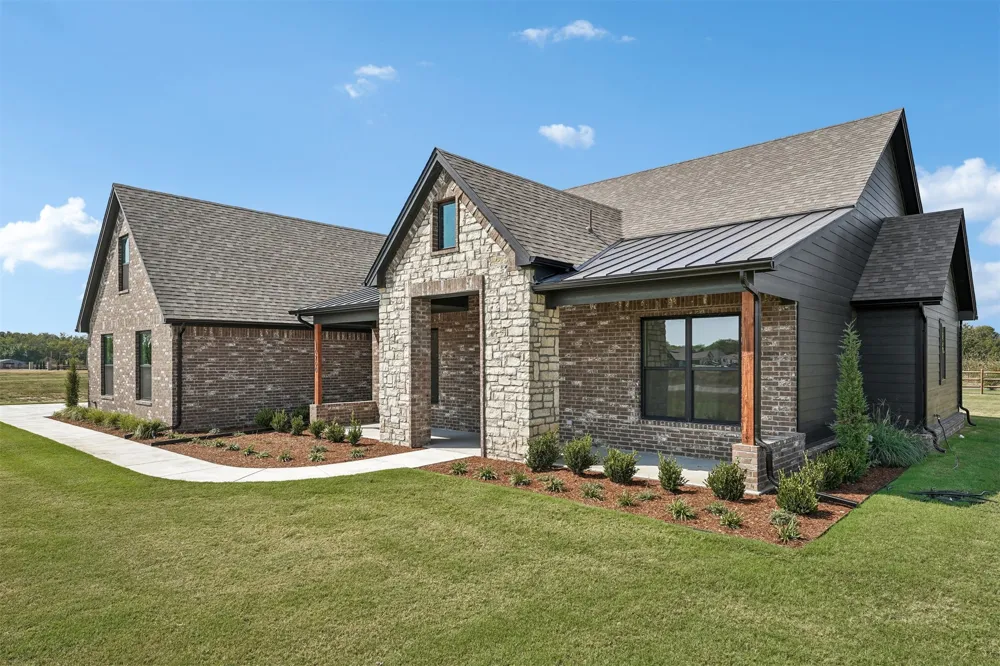 10200 162nd Avenue Owasso, OK 74055