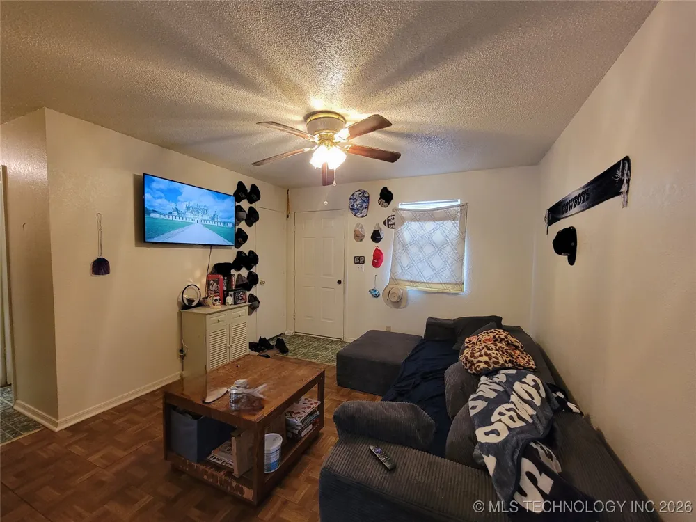 1923 Maple Street Sallisaw, OK 74955
