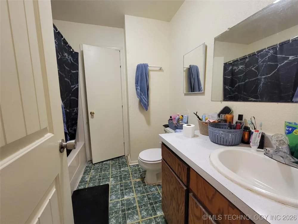 1923 Maple Street Sallisaw, OK 74955