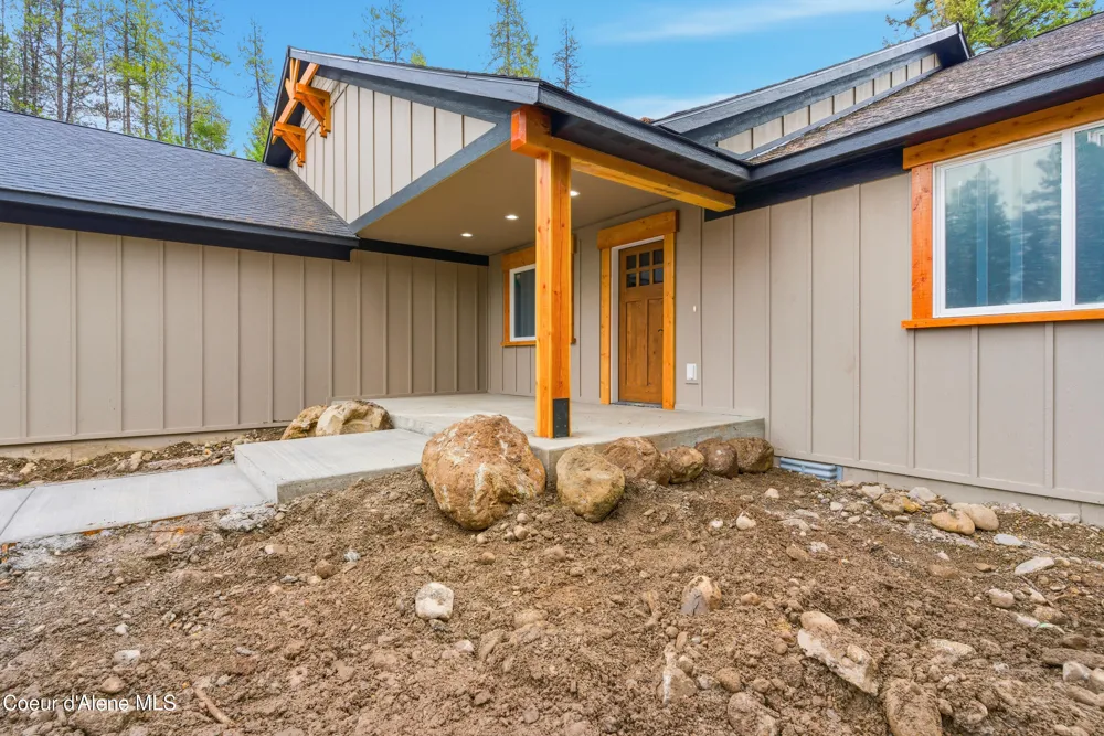 5382 W Van Buren Street Spirit Lake, ID 83869