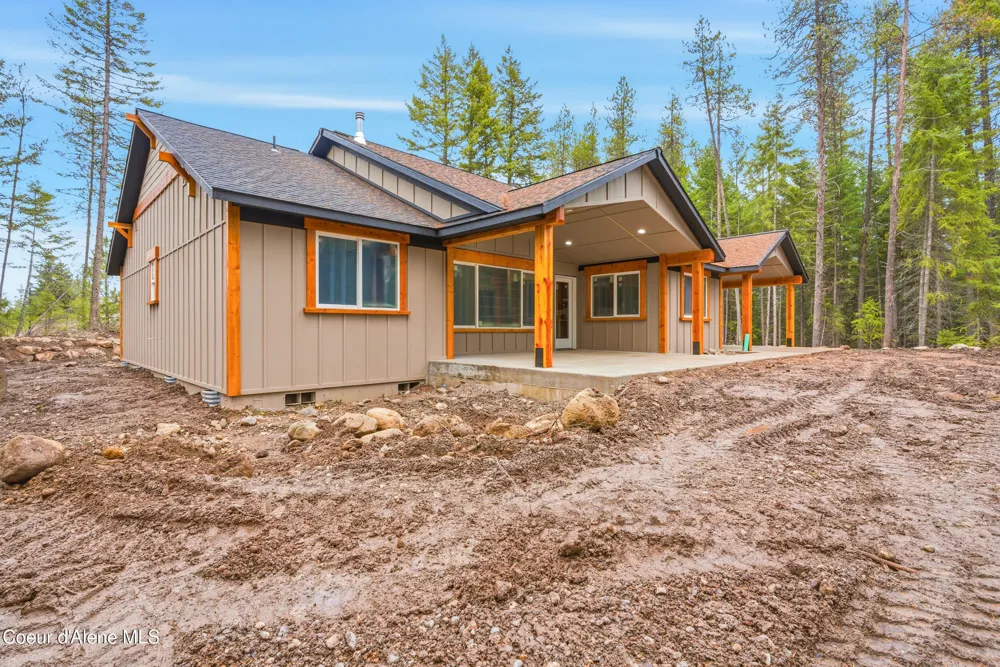 5382 W Van Buren Street Spirit Lake, ID 83869