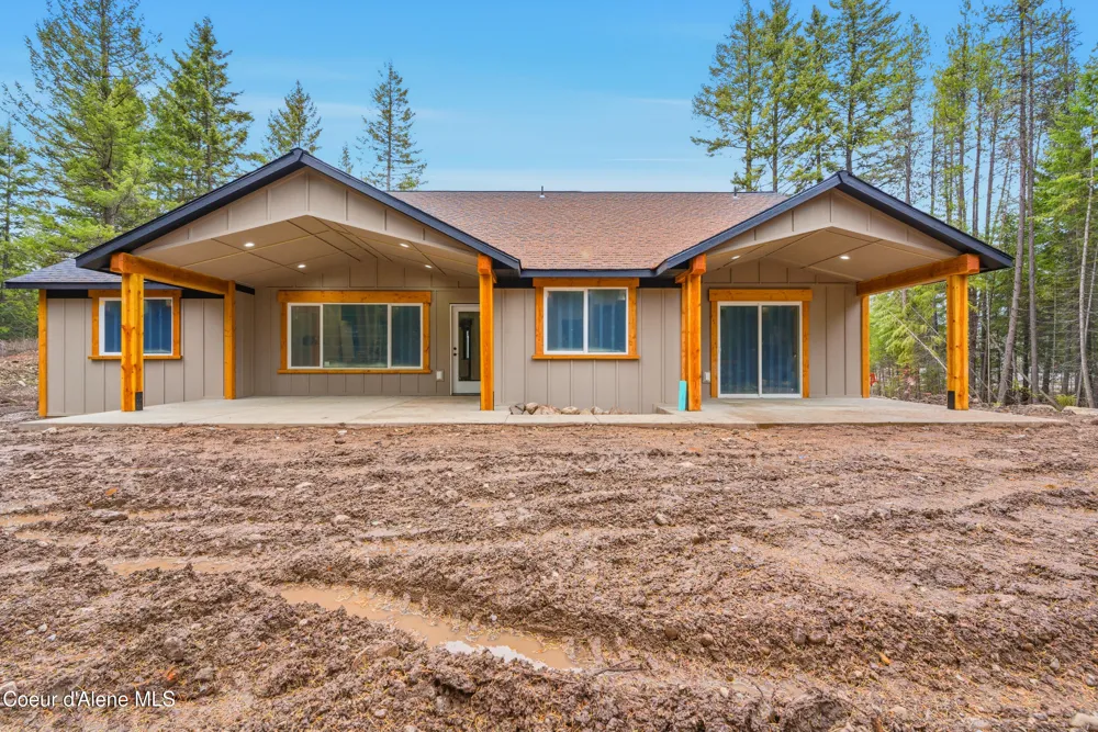 5382 W Van Buren Street Spirit Lake, ID 83869