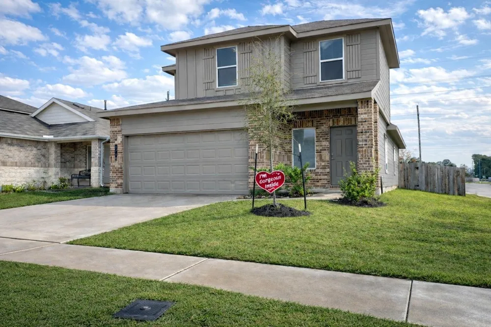 1739 Royal Rim Drive