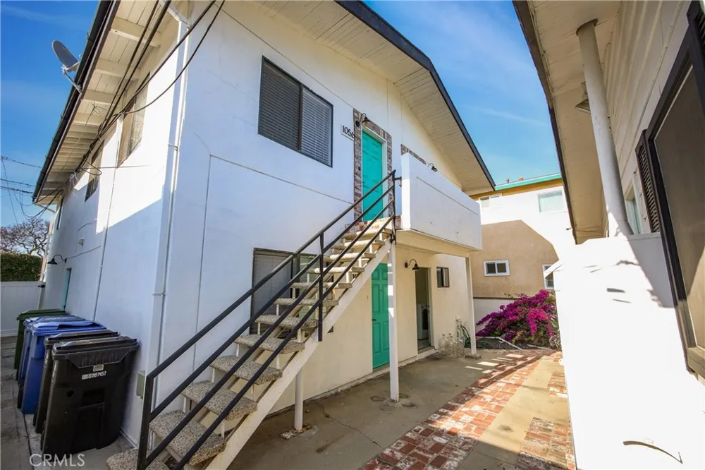 1054 W 23rd Street San Pedro, CA 90731