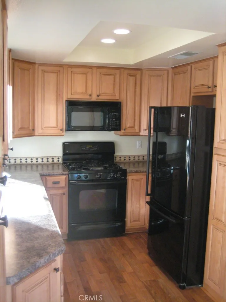 26956 Flo Lane #338 Canyon Country, CA 91351