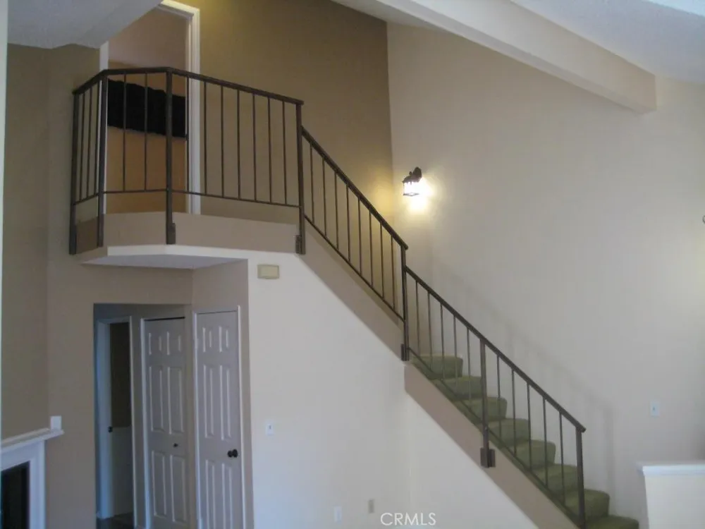 26956 Flo Lane #338 Canyon Country, CA 91351