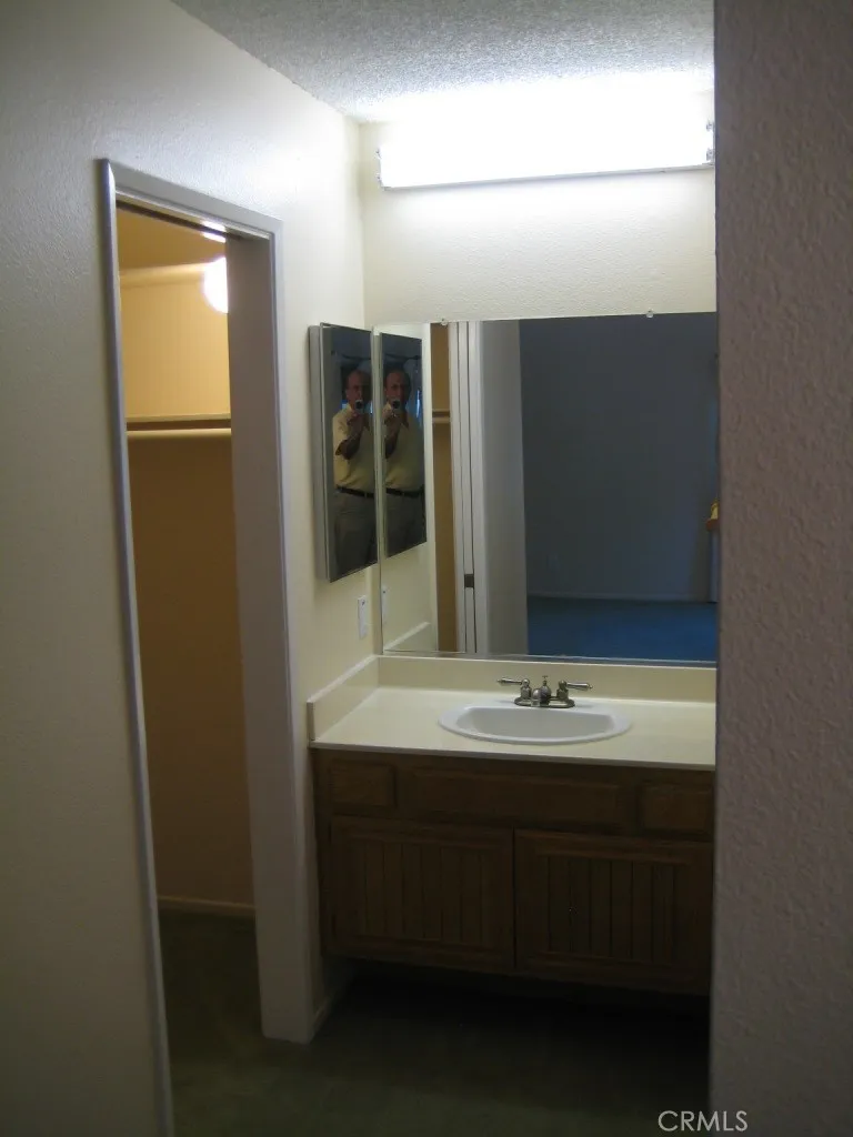 26956 Flo Lane #338 Canyon Country, CA 91351