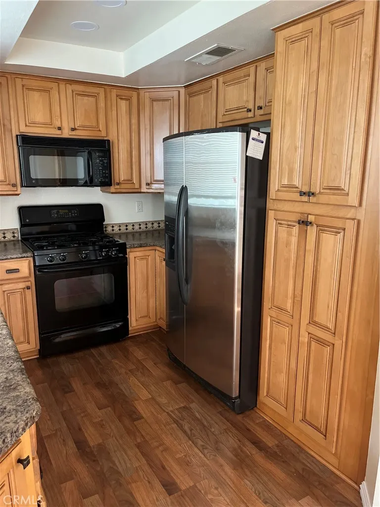 26956 Flo Lane #338 Canyon Country, CA 91351