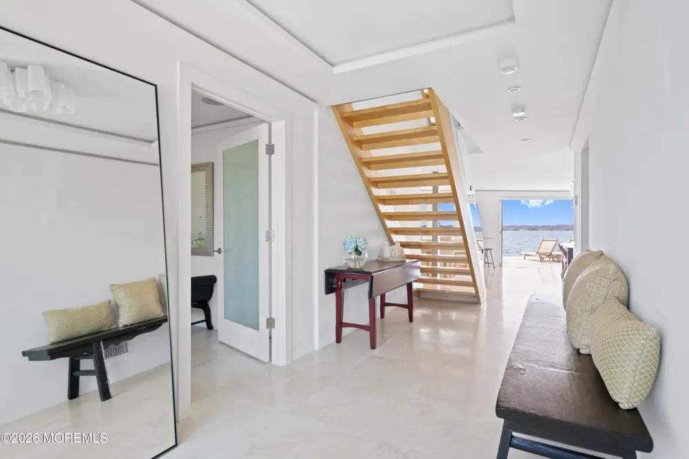 7 Circle Drive Monmouth Beach, NJ 07750