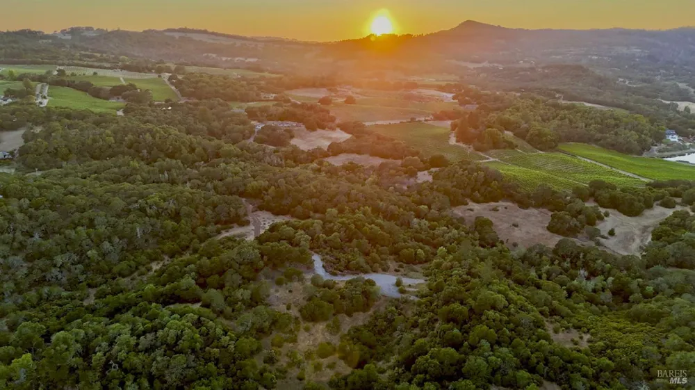 6555 Enterprise Road Glen Ellen, CA 95442